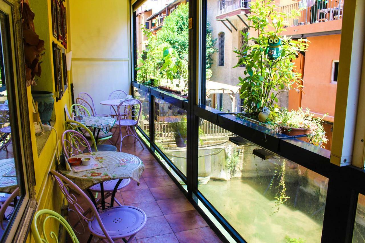 B&B La Finestra Sul Canale Bologna Exterior photo